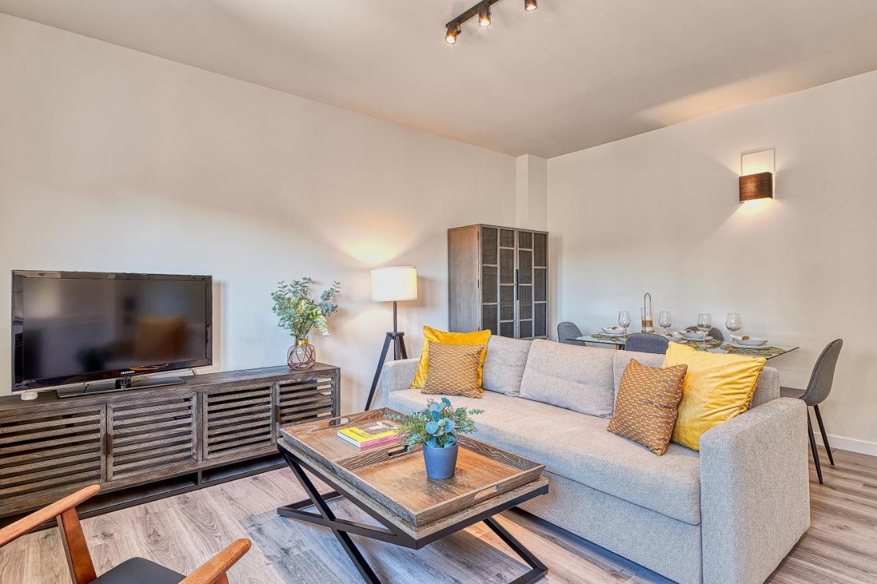 Ab Vialia Estacion Suitemalaga - Parking 外观 照片